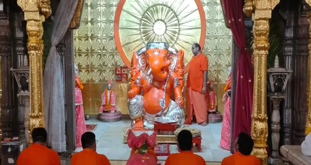 मोती डूंगरी गणेश मंदिर का अनोखा इतिहास, सिंजारा उत्सव में मेहंदी चढ़ाने से पूरी होती है मनोकामना