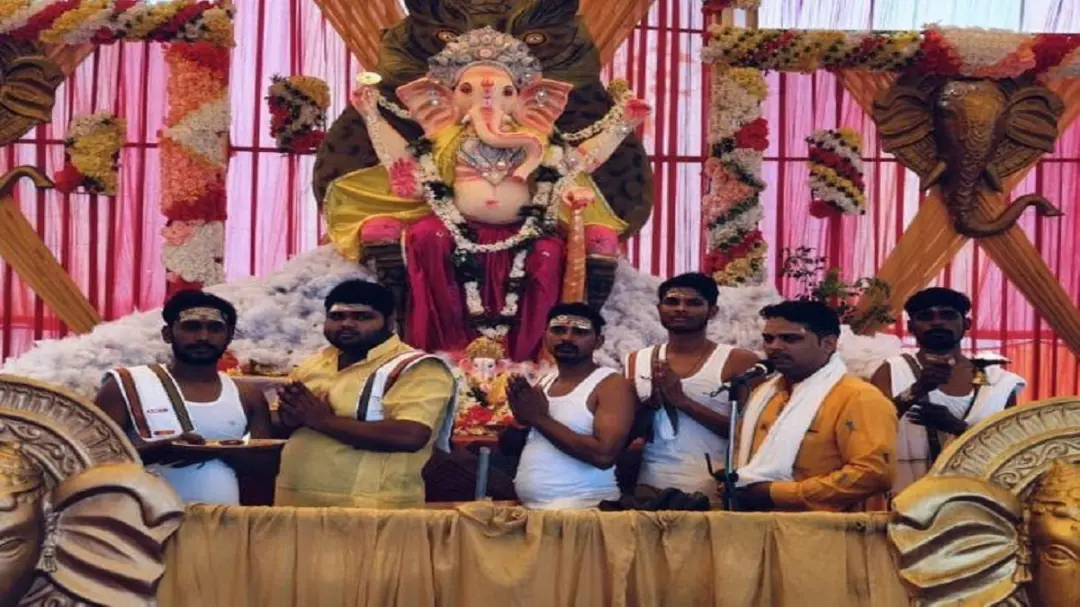 काशी में तिलक ने शुरू कराया था पहला गणेशोत्सव: वीर शिवाजी के खास आंग्रे सरदार के बाड़े में स्थापित हुई थी मूर्ति