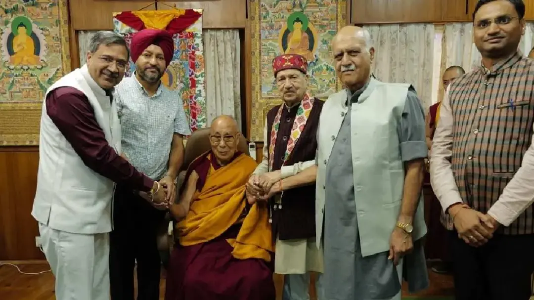धर्मशाला में दलाई लामा से मिले इंद्रेश कुमार, बोले- भारत में ही आगे बढ़ रही बौद्ध परंपरा