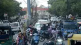 latest news subkuz - अलीगढ़ में सीमा रेलवे क्रॉसिंग हमेशा के लिए बंद, लोगों में नाराजगी; वैकल्पिक रास्ते की मांग तेज