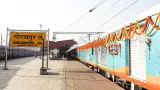 त्योहारों पर यात्रियों को राहत, गोरखपुर के रास्ते चलेंगी तीन पूजा स्पेशल ट्रेनें; दिल्ली से जोगबनी