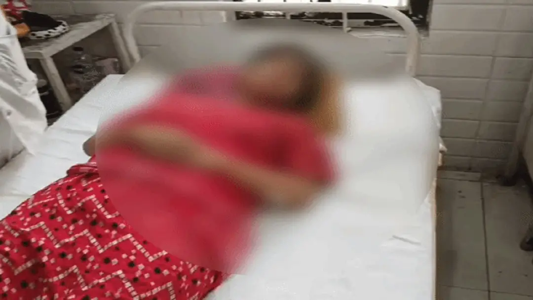 कोर्ट मैरिज से पहले बॉयफ्रेंड ने मुझे छत से फेंका लड़की बोली वाराणसी ले जाकर मंदिर में शादी की; अब कहता है तुम पिछड़ी जाति की हो