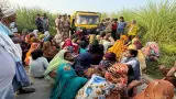 latest news subkuz - सुल्तानपुर में सरकारी जमीन पर कब्जे के विरोध में अनिश्चितकालीन धरना अधिकारियों के आदेश के बाद भी नहीं हटा कब्जा