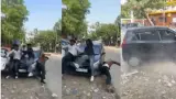 latest news subkuz - ग्रेटर नोएडा में कार ने 5 छात्रों को मारी टक्कर, लोगों के चिल्लाते ही भागा चालक; CCTV से तलाश