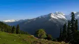 हिमाचल में ठंड बढ़ी, ताबो का पारा 3.8°C पहुंचा मानसून कमजोर, 20-25 सितंबर तक बारिश से राहत