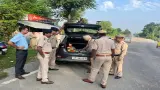 कांगड़ा में तरनतारन की महिला समेत 3 गिरफ्तार, 67.62 ग्राम चिट्टा बरामद; ऑल्टो टैक्सी से ले जा रहे थे खेप