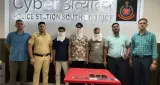 APK फाइल भेजकर 6.57 लाख की साइबर ठगी, अहमदाबाद से तीन आरोपी गिरफ्तार