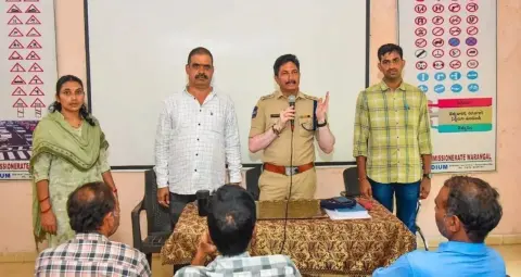 हनमकोंडा में नशे में ड्राइविंग पर सख्ती, 150 चालकों की काउंसलिंग