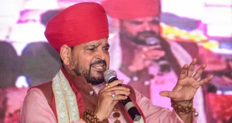 UP के 4 हिस्सों में बंटवारे के बयान पर बृजभूषण सिंह की प्रतिक्रिया, बोले- बिना सोचे समझे नहीं होनी चाहिए ऐसी बातc