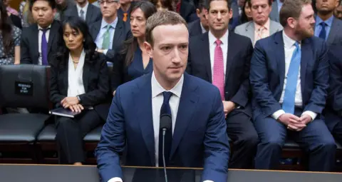 Mark Zuckerberg Net Worth: एक दिन में 25 अरब डॉलर से ज्यादा बढ़ी दौलत, अडानी की सालाना कमाई से भी अधिक