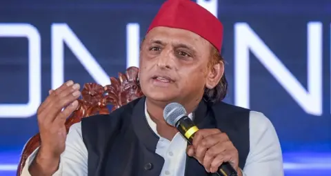 SIR विवाद: चुनाव आयोग के दो आयुक्तों की आपत्तियों पर अखिलेश यादव का बयान, जानें पूरा मामला