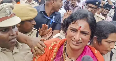 माधवी लता की बागलकोट में एंट्री पर रोक, 23 अक्टूबर तक प्रतिबंध; गणपति विसर्जन कार्यक्रम में होना था शामिल