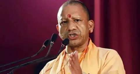 UP के 403 विधानसभा क्षेत्रों में लगेंगे रोजगार मेले, हर क्षेत्र में 500 युवाओं को नौकरी का लक्ष्य