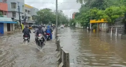 বঙ্গোপসাগরের ডিপ ডিপ্রেশন দুর্বল হলেও ওডিশা-সহ ৪ রাজ্যে ভারী বৃষ্টির সতর্কতা