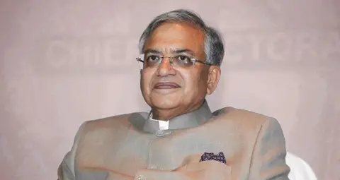 Live news - SIR Controversy: CEC ज्ञानेश कुमार के खिलाफ सुप्रीम कोर्ट में याचिका दायर, SIT जांच की उठी मांग