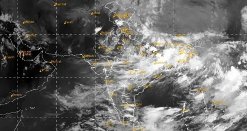 INSAT-3DS Satellite: भारत में दो हिस्सों में बंटा मौसम, ISRO की तस्वीर में दिखा बदलाव