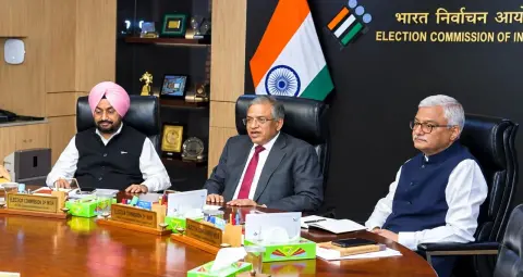SIR বিতর্কে ২,০০০-এর বেশি নাগরিকের CJI সূর্যকান্তকে চিঠি, বিচারিক পর্যালোচনা পর্যন্ত স্থগিতের দাবি