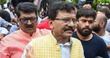 संजय राउत का फडणवीस पर पलटवार, CEC ज्ञानेश कुमार के बचाव को लेकर उठाए सवाल