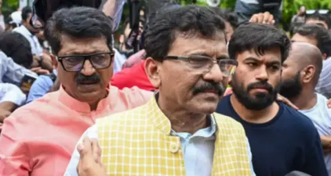 संजय राउत का फडणवीस पर पलटवार, CEC ज्ञानेश कुमार के बचाव को लेकर उठाए सवाल