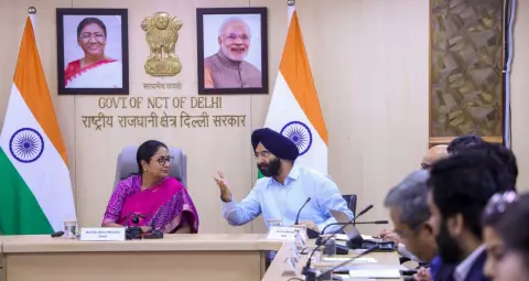 Delhi Udyog Mitra Portal: दिल्ली के कारोबारियों के लिए बड़ी पहल, एक ही पोर्टल पर मिलेंगी कई सरकारी सेवाएं
