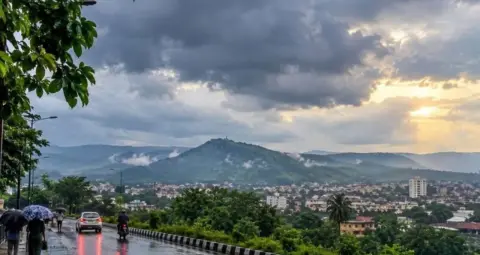 झारखंड मौसम अपडेट: रांची, दुमका-जमशेदपुर में बारिश के आसार, 4 अक्टूबर तक कोई अलर्ट नहीं