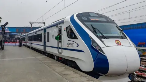 दिल्ली-वाराणसी वन्दे भारत स्लीपर ट्रेन: १२ अक्टोबर २०२६ मा उद्घाटनको सम्भावना र प्रस्तावित तालिका
