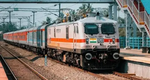 झारखंड-ओडिशा सीमा पर बादामपहाड़-क्योंझरगढ़ रेललाइन में तेजी, 2107 करोड़ की परियोजना की समीक्षा