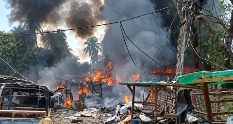 म्यांमार के रखाइन में एयरस्ट्राइक, 49 लोगों की मौत और 58 घायल; अराकान आर्मी ने दी जवाबी कार्रवाई की चेतावनी