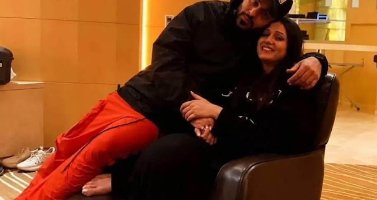 Badshah-Isha Rikhi: বিয়ের খবর নিশ্চিতের কয়েক মাসেই বিচ্ছেদ! বাদশাহ-ইশার যৌথ ঘোষণায় তোলপাড়

