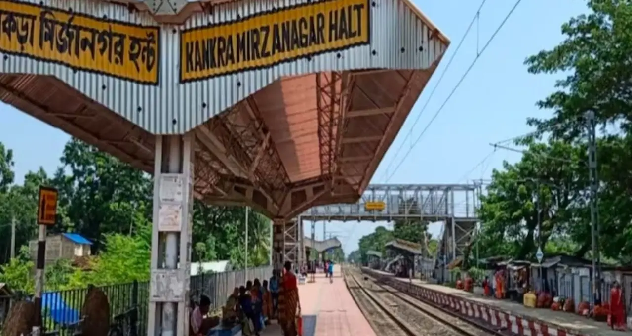 লোকনাথ বাবার জন্মতিথিতে পুণ্যার্থীদের জন্য বড় সুখবর! ৩ দিন চলবে স্পেশাল EMU, রইল সম্পূর্ণ সময়সূচি
