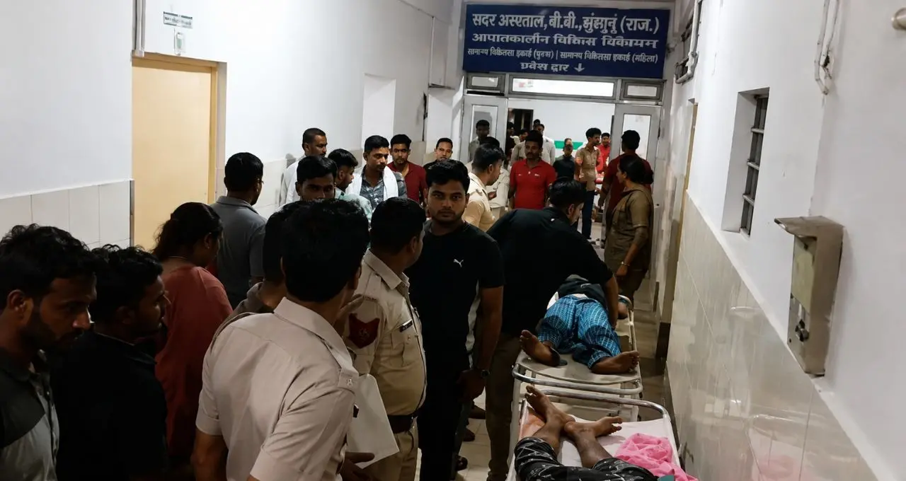 प्रतापगढ़ में दो बाइक की भीषण टक्कर, चार युवकों की मौत; एक गंभीर घायल