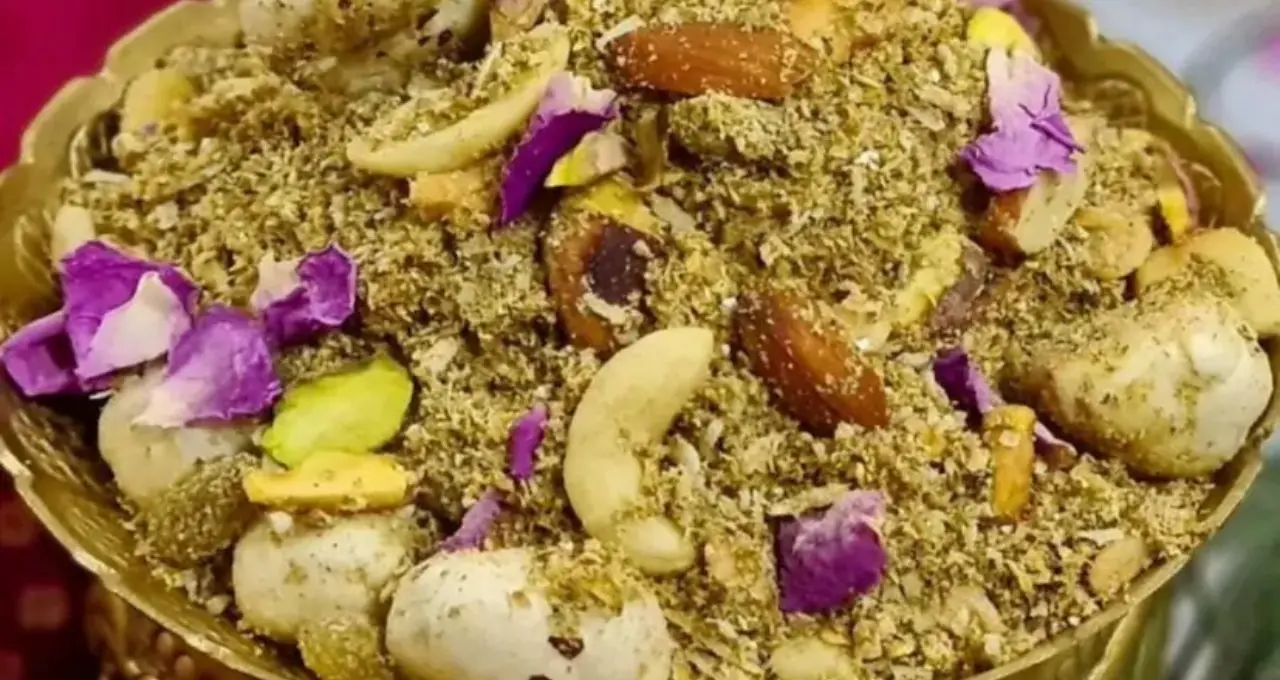 Janmashtami Special Bhog Recipes: মাখন-মিছরি থেকে মোহনভোগ, জন্মাষ্টমীতে গোপালকে দিন এই ৫ ভোগ! সহজেই বানান বাড়িতে