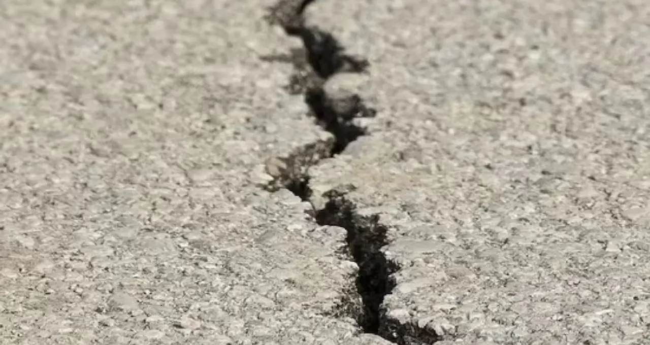 Earthquake Today: গভীর রাতে কেঁপে উঠল ভারত! কাশ্মীর থেকে সিকিমে কম্পন, আফগানিস্তানেও পরপর ভূমিকম্প
