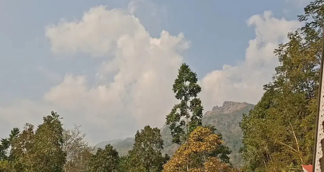 IMD Weather Update: উত্তরবঙ্গে কাটছে না দুর্যোগের রেশ! জলপাইগুড়ি-আলিপুরদুয়ারে অতিভারী বৃষ্টির কমলা সতর্কতা, সপ্তাহান্তেও ভারী বর্ষণ
