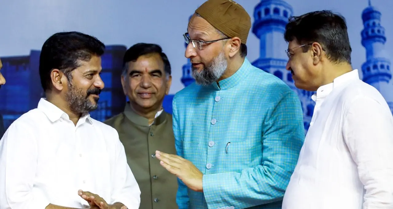 ओवैसी ने की रेवंत रेड्डी की जमकर तारीफ, बोले- कांग्रेस को नहीं, CM को करते हैं सपोर्ट