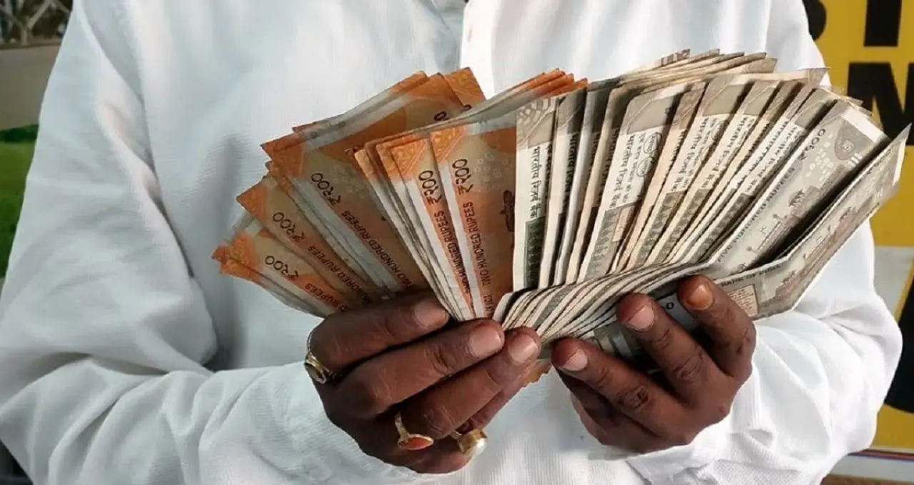 8th Pay Commission: HRA में बढ़ोतरी की मांग, Level 5 कर्मचारियों को मिल सकता है बड़ा फायदा
