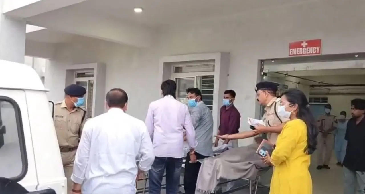 सागर में जहरीली शराब का शक, 6 लोगों की मौत, 5 की हालत गंभीर, BMC में भर्ती