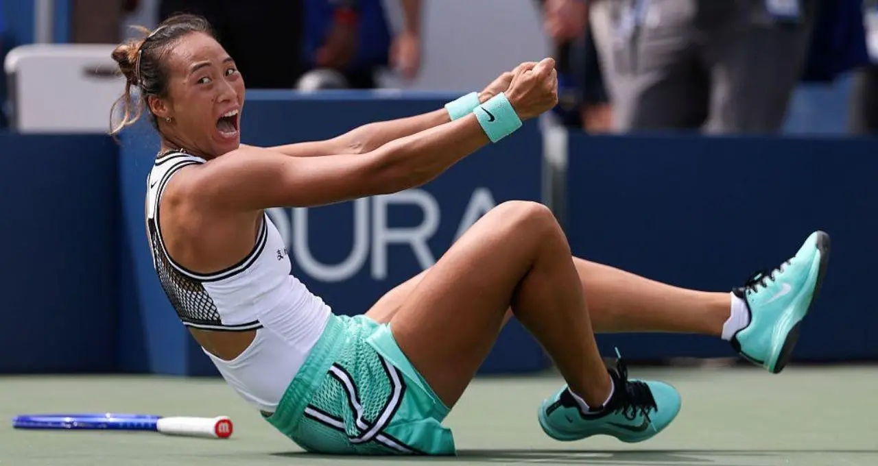 US Open में Zheng Qinwen का शानदार कमबैक, 5-0 और मैच प्वाइंट से वापसी कर Madison Keys को हराया