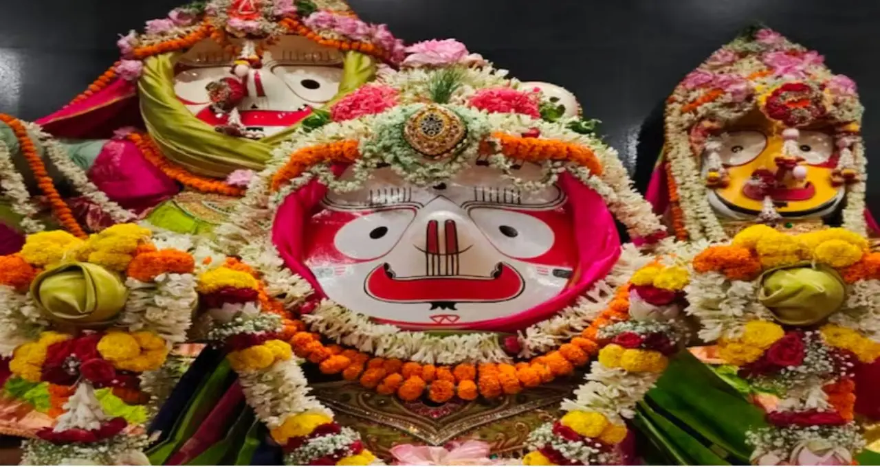 Janmashtami 2026: ফুল-আলোর সাজে অপরূপ দিঘার জগন্নাথ মন্দির! মঙ্গল আরতি থেকে কীর্তন, জন্মাষ্টমীতে ভক্তদের ঢল
