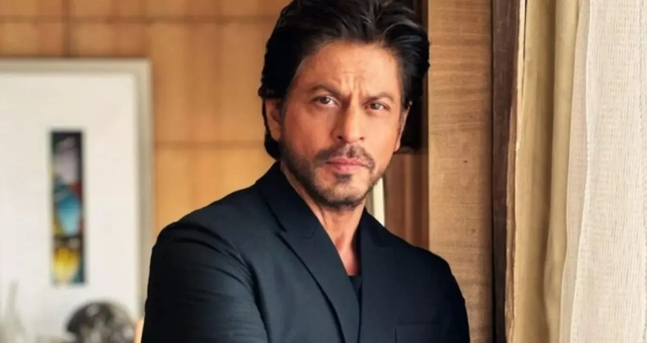 Shah Rukh Khan: ‘গুলি করে মারতে পারেন, তবু মাথা নোয়াব না!’ আন্ডারওয়ার্ল্ডের হুমকির মুখে শাহরুখের সেই সাহসী জবাব
