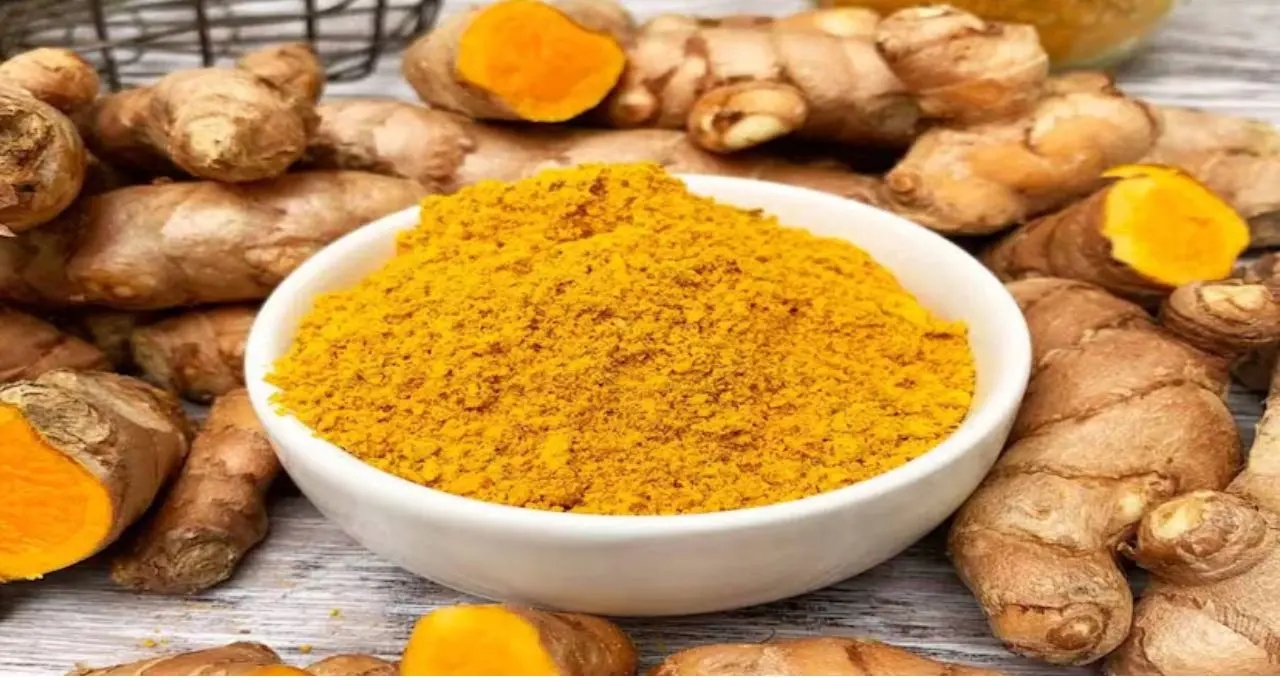 Turmeric Powder Making Tips: বাজারের প্যাকেট নয়, বাড়িতেই বানান খাঁটি হলুদ গুঁড়ো! গোটা হলুদ থেকে তৈরির সহজ পদ্ধতি জানুন