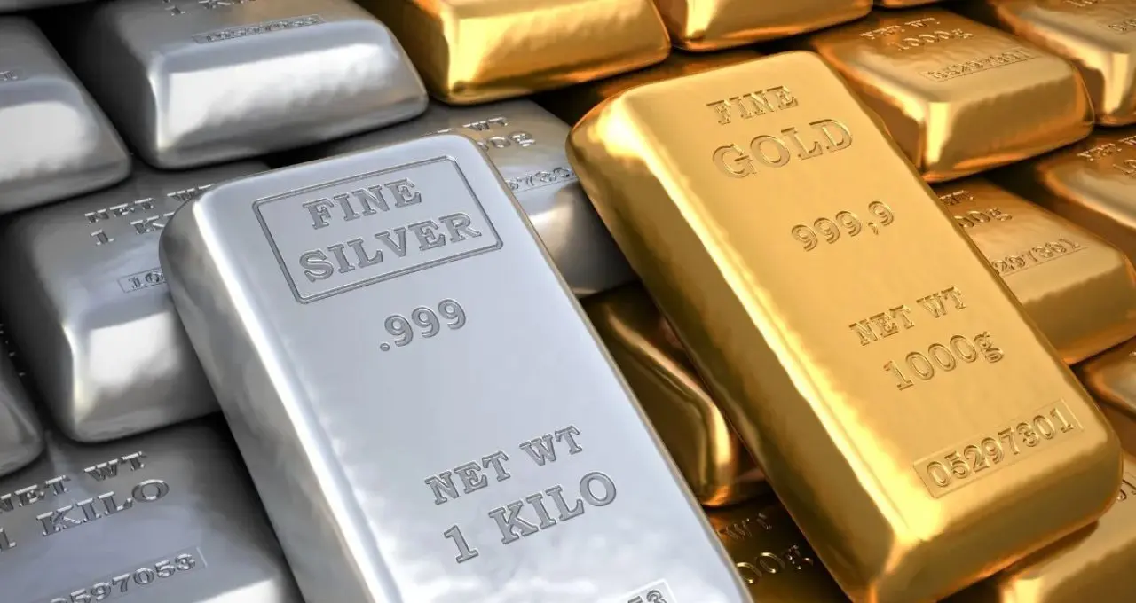 Gold Silver Price Today: MCX पर सोना गिरा, चांदी चढ़ी, दिल्ली-मुंबई समेत शहरों में आज के रेट