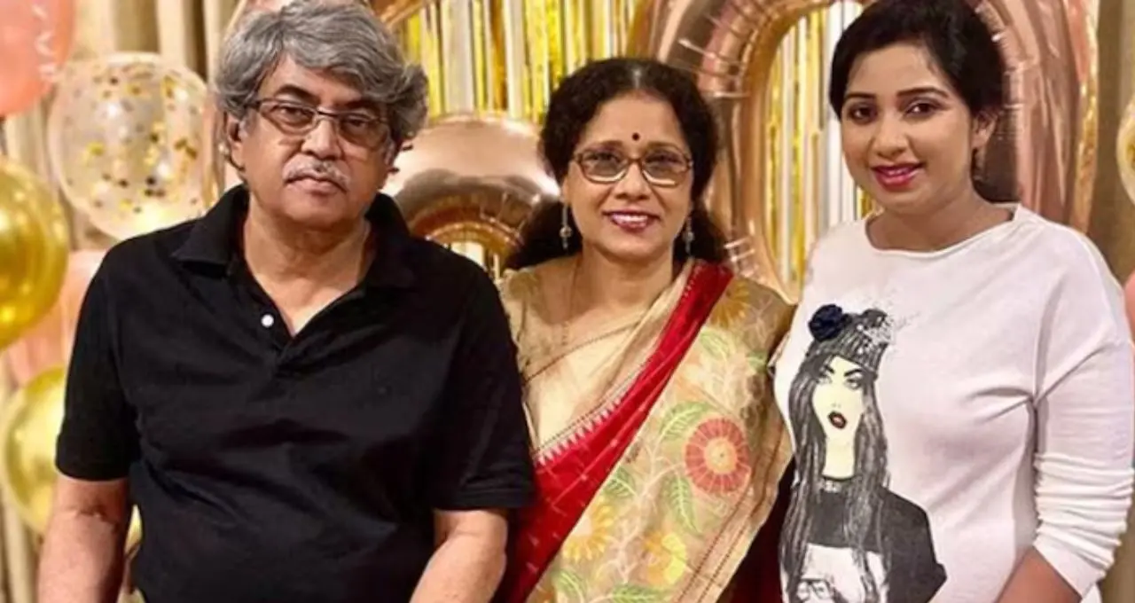 Saregamapa Singer First Periods: চলন্ত ট্রেনে প্রথম পিরিয়ড, আতঙ্কিত হয়ে পড়েছিলেন শ্রেয়া ঘোষাল! পাশে ছিলেন বাবা
