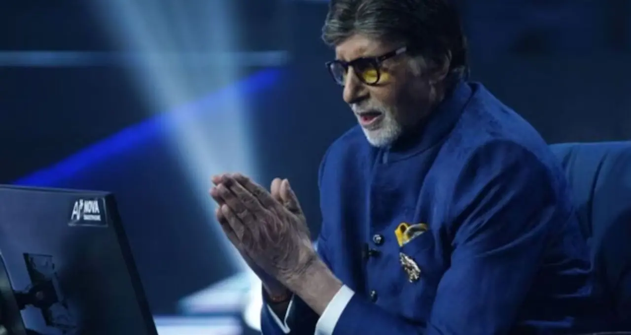 Amitabh Bachchan KBC: ‘সঞ্চালনা চালিয়ে যাওয়াটাই কঠিন হয়ে পড়ে’! মাঝরাতের পোস্টে অমিতাভের মন খারাপের কারণ কী?
