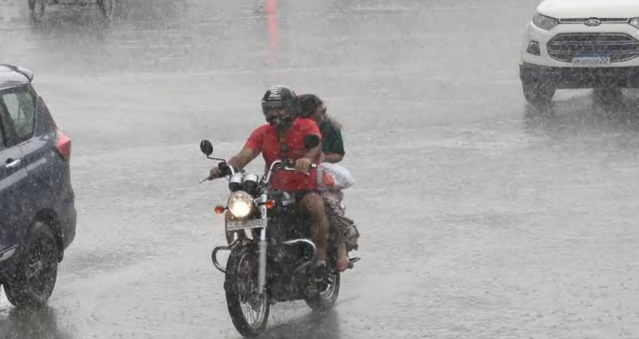लखनऊ में धूप के बीच आज बारिश के आसार, मानसून सीजन में अब तक सामान्य से 11% ज्यादा बारिश