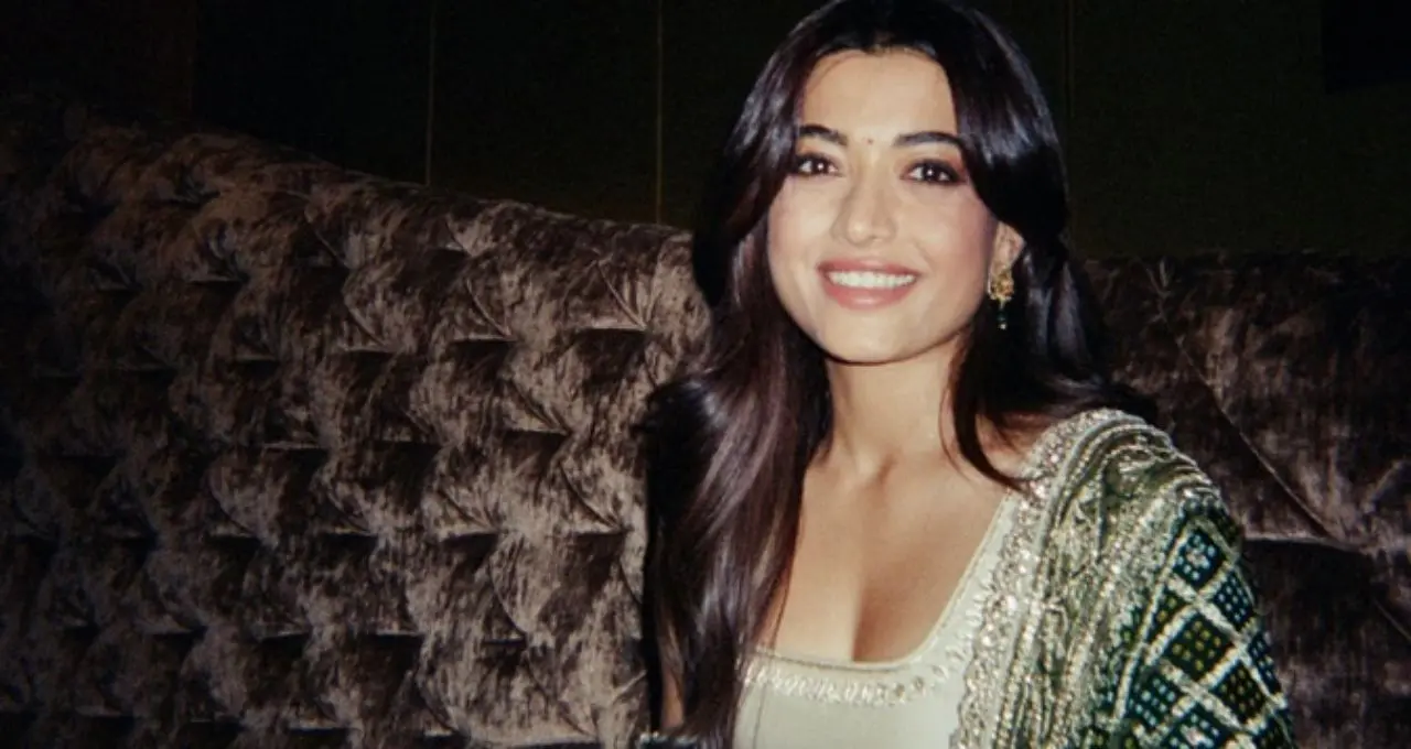 Rashmika Mandanna ने शेयर कीं खास तस्वीरें, बेबी बंप वाली फोटो ने खींचा ध्यान; बताई पोस्ट की वजह
