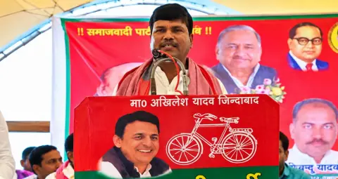 UP Police Constable ने नौकरी के साथ सपा से चुनावी तैयारी की, धनघटा से टिकट की दावेदारी