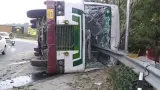 कुल्लू में HRTC बस सड़क पर पलटी, 5 घायल; मनाली से पठानकोट जा रही थी, पुलिस लाइन बाशिंग के पास हादसा