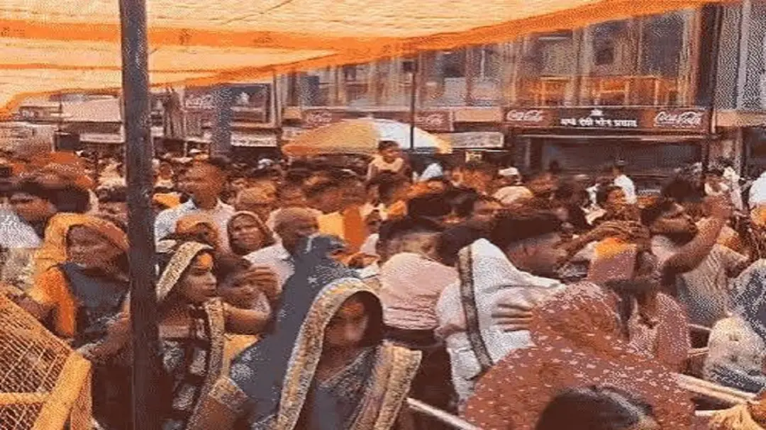 अयोध्या में श्रद्धालुओं की संख्या बढ़ी रामलला के दान में दोगुना इजाफा, रोजाना 10 लाख तक पहुंचा समर्पण