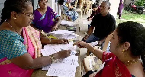 कर्नाटक SIR: बल्लारी में 7,561 वोटरों के नाम हटाने की मांग, BJP BLA के खिलाफ FIR